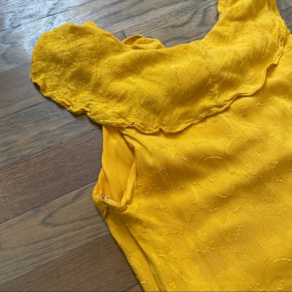 Anthropologie Golden Dress 6P Ruffle Flora… - Picture 4 of 6